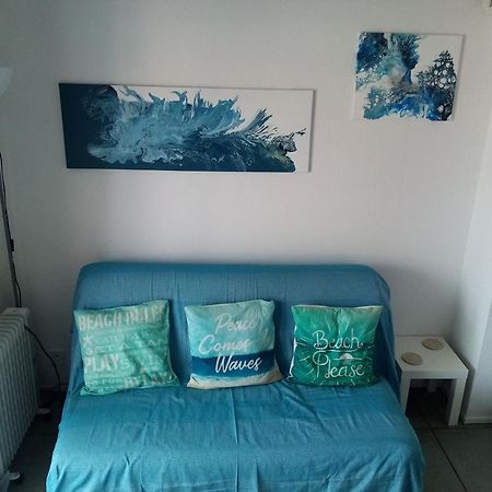 Stylish Studio Close To Beach In Residence With Pool 纳博讷 外观 照片
